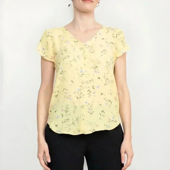 Ladies Premise Blouse V-Neck Short Sleeves Floral Crepe Top Small - Picture 1 of 8